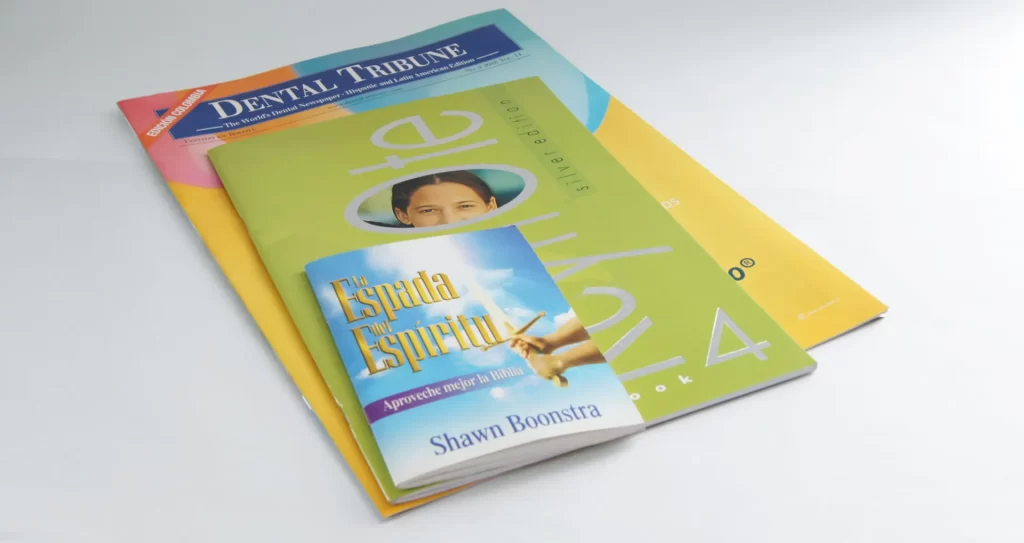 Revista grapada impresa por Stilo Media